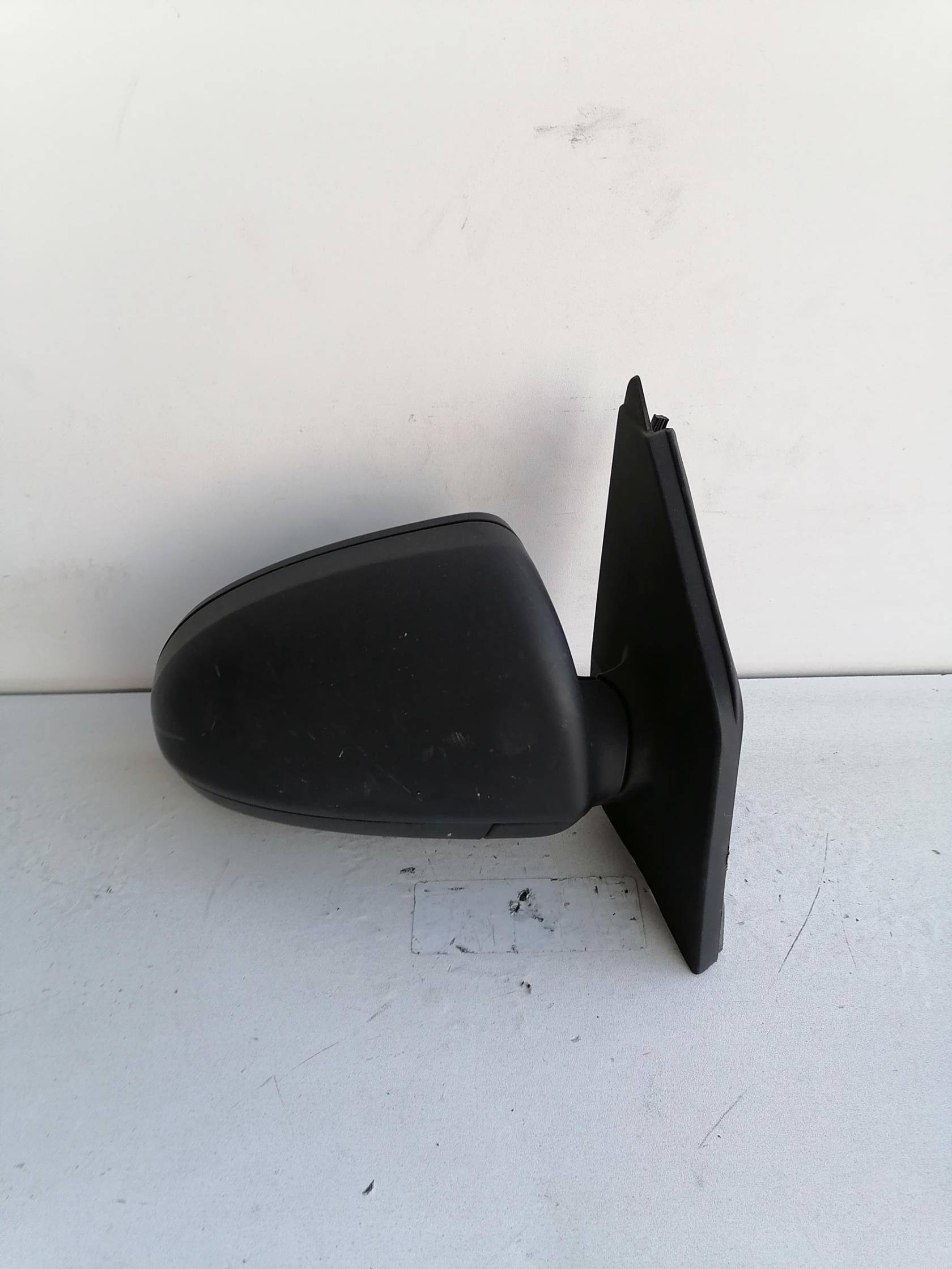 Retrovisore est. regolaz. elettr. dx.